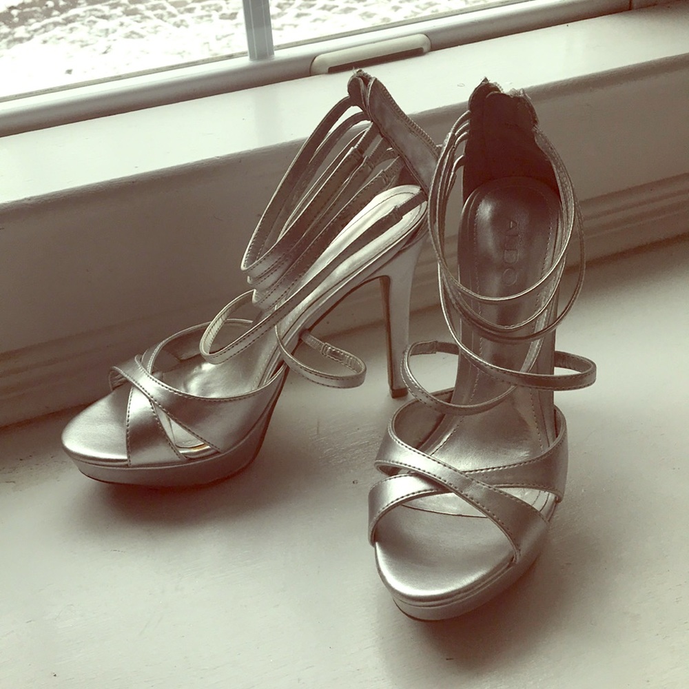 Aldo Silver heels. 4 inch heel.